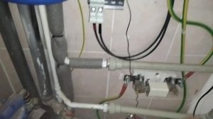 Подал 140В от солнечных панелей на LED лампу — что произошло?