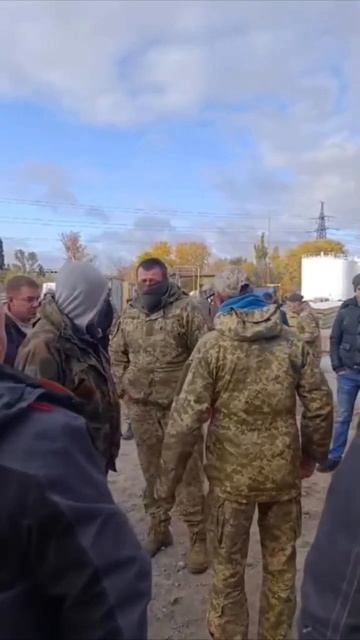 Конфликт ТЦК и работников одного из предприятий Днепропетровска смотреть онлайн