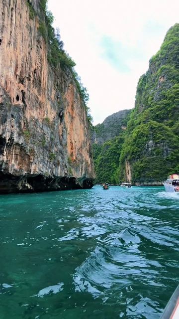 ТАЙЛАНД ПХУКЕТ Экскурсия в бухту Майя Бэй (Maya Bay) смотреть онлайн