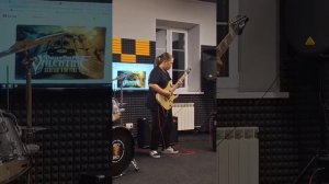 Bullet for my Valentine Scream aim fire cover ( соло так себе)