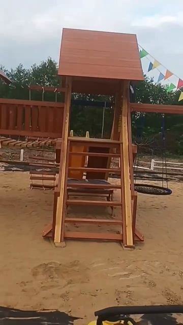 Детские площадки Савушка для дачи с песочницей