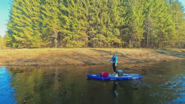 Сплав по реке Сога на сапборде до Пошехонья, снято на Insta360 X5 смотреть онлайн