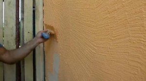 Как самому быстро выполнить декоративную штукатурку короед дождик