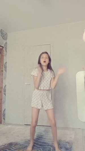 пока вот держите уже делаю неделю влогов😘