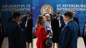 Как проходит первый день ПМЭФ