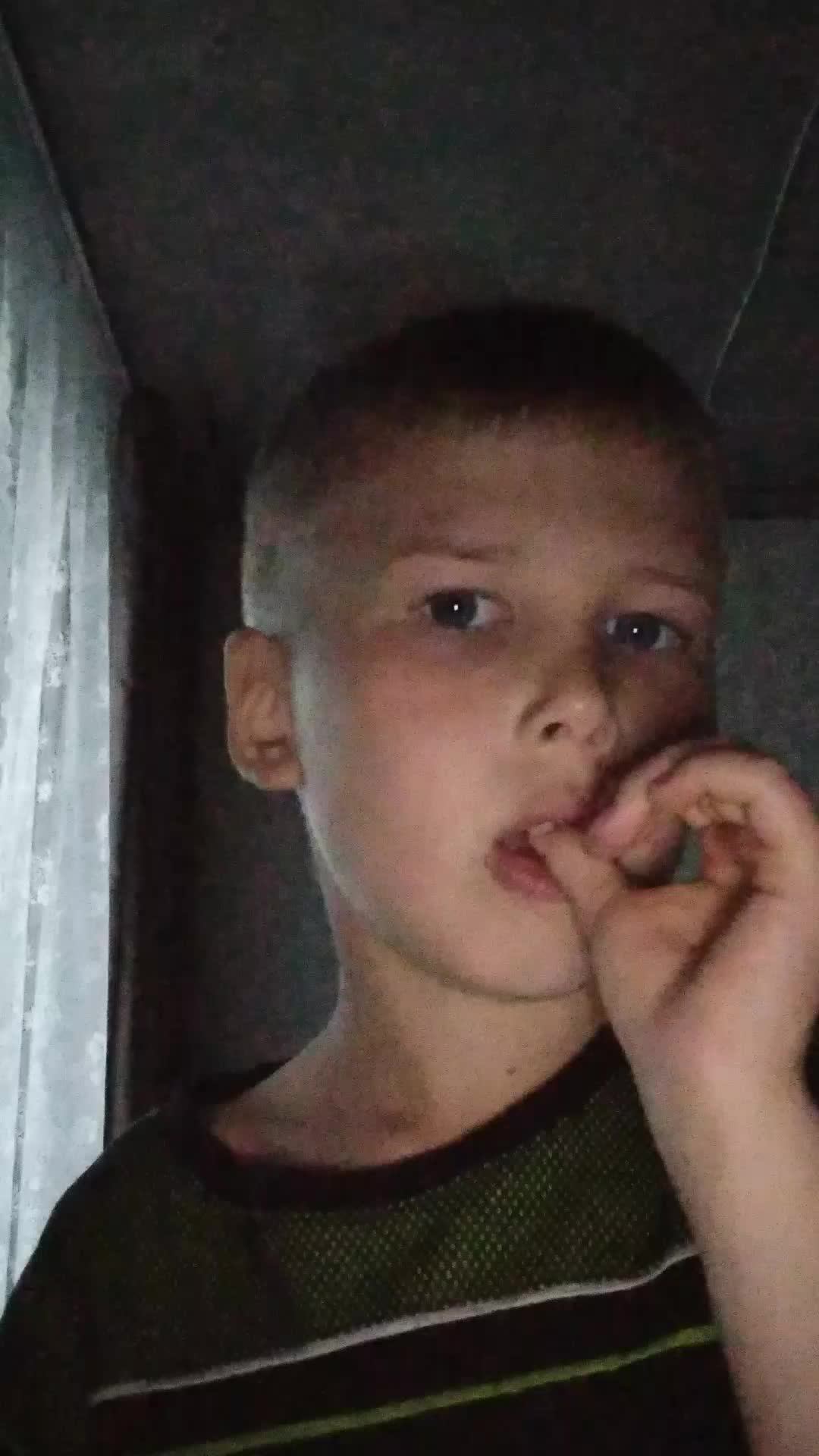 валим смотреть онлайн