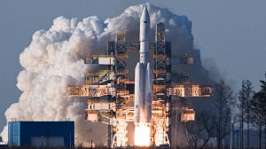 Баканов объяснил, зачем России лететь на Луну