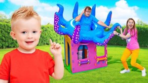 Гигантский осьминог в игровом домике Адама