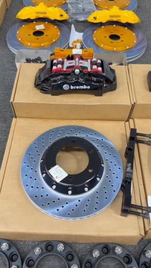 Индивидуальный комплект тормозной системы Brembo ⚡️  Изготовление под заказ для Toyota Hilux ⚡️