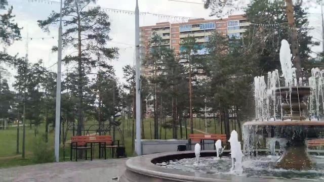 Фонтан в парке Юбилейный г. Улан-Удэ, 04.06.2026 смотреть онлайн