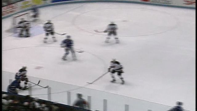NHL 1994. 1/2 Stanley Cup. Игра 3: New York Rangers vs New Jersey Devils (19.05.1994) смотреть онлайн