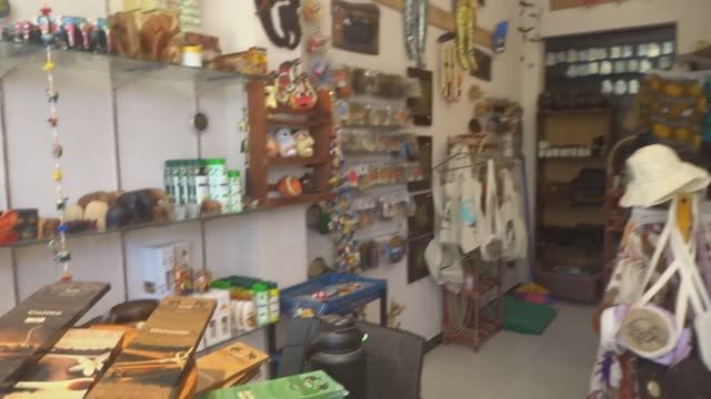 Магазин сувениров CACTUS ART & CRAFT , Тангалле, Шри-Ланка.