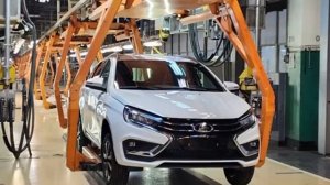 «ЦЫПЛЯТ СЧИТАЮТ ПО ОСЕНИ»: Глава АвтоВАЗа на ПМЭФ ответил на вопросы о крахе продаж