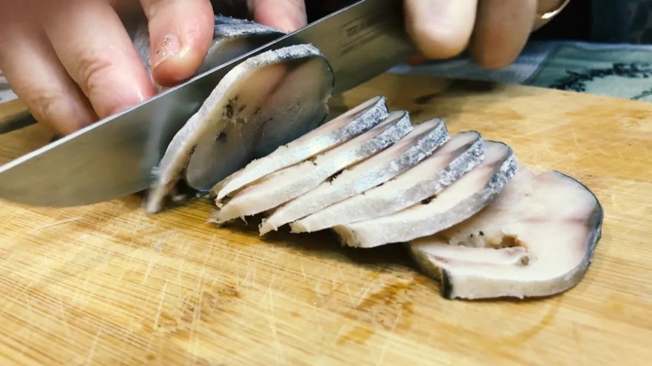 Соседка подсказала Рецепт Вкусной Малосольной Скумбрии. Жаль что многие даже не слышали о рецепте.