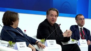 О развитии отечественной киноиндустрии говорили на сессии ПМЭФ «Камера, мотор!».