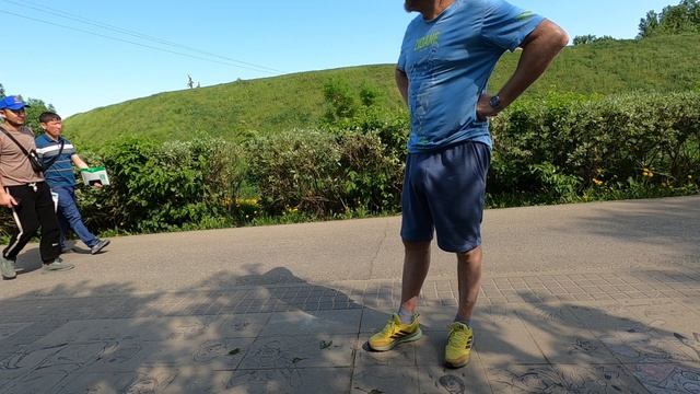 Вовчик получает от друга смотреть онлайн