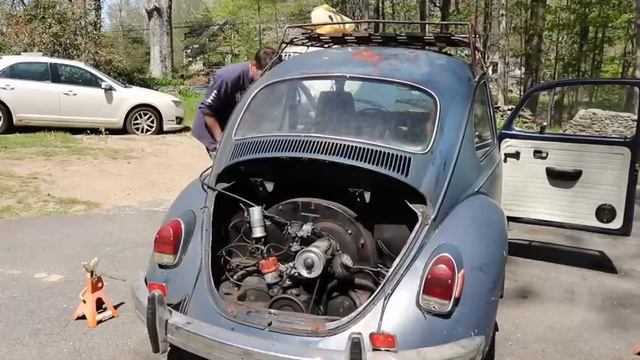Будет ли он ездить? Во дворе найди Vw Beetle - Первая попытка сесть за руль! смотреть онлайн