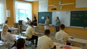 Более 1,6 тысячи севастопольских выпускников написали ЕГЭ по русскому языку