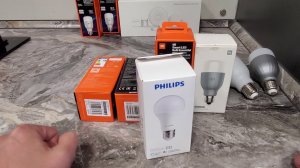 Умная лампочка Xiaomi Mi smart LED bulb essential (white & color). Модель MJDPL01YL