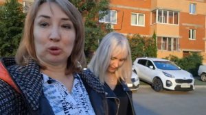Моя Варя  взрослеет)) Попытка собрать правильно шкаф не удалась))