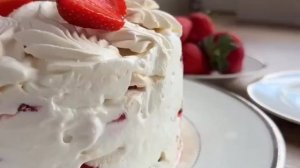 1000013328.mp4 ДЕСЕРТ С КЛУБНИКОЙ И ЗЕФИРОМ БЕЗ ВЫПЕЧКИ 🍓🍓🍓