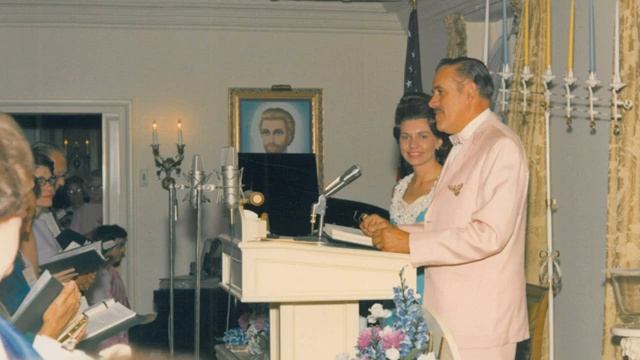 Testimonials to Mark L. Prophet from his chelas (4) (2-26-95) смотреть онлайн