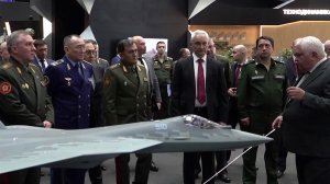 Министры обороны государств-участников ОДКБ осмотрели достижения российского ОПК.