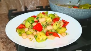 Рагу с кабачками.