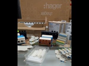 Unboxing Hager
