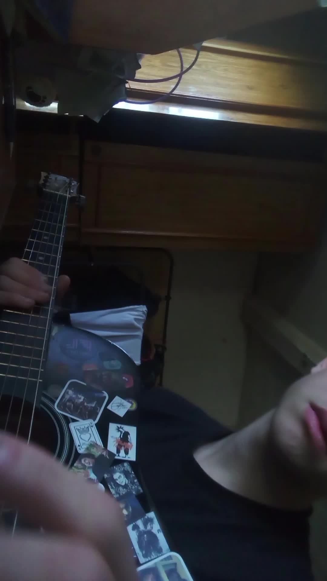 просто играю 🎸 смотреть онлайн