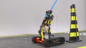 Инженерный вызов LEGO Машины Лего пробивают стены!