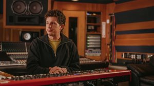 03. Engineering, Arrangement, Brass, Guitar, Synthesizers, Quantization, Bass Guitar