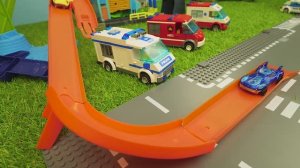 Lego Безумная гонка Hot Wheels! Мертвые петли, суперскорость и машинки Хот Вилс
