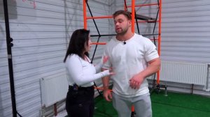 МЛАДШАЯ Сестра ИГНОРИРУЕТ СТАРШЕГО Брата