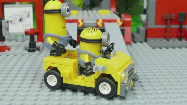 Лего Грузовики в деле! Мощные тягачи, самосвалы и фуры из LEGO