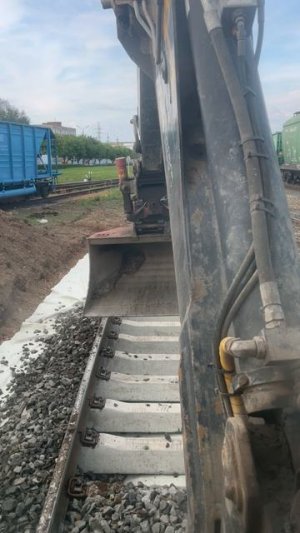 Баластировка пути щебнем