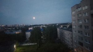 Вы не поверите что происходит за моим окном этой ночью 34