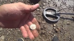 ЭТОТ ПРИБОР ЗАТОЧЕН НА ЗОЛОТО И СЕРЕБРО! ИЛИ ЭТО ФАРТ! ЗАПИЩАЛ СРАЗУ КАК ПРИЖАЛ К ЗЕМЛЕ!