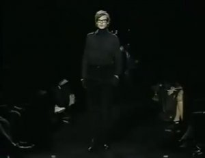 Показ мужской коллекции Yves Saint Laurent Rive Gauche  осень-зима 2001-2002. Часть 2.