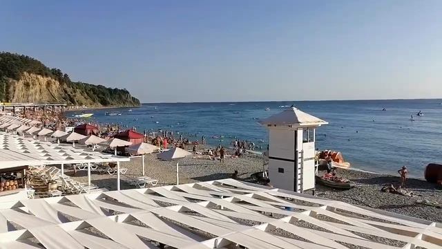 Ольгинка, Туапсе. Переполненные пляжи.