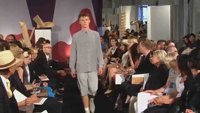 Показ коллекции Acne Studios весна-лето 2009. Часть 1. смотреть онлайн
