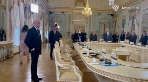 Перед встречей Владимира Путина с руководителями международных информагентств, 4 июня 2026