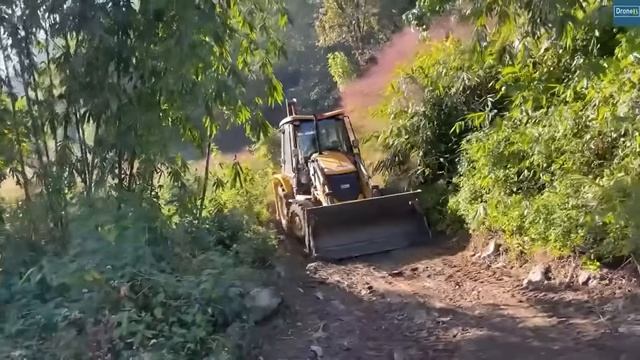 CRAZY Steep Mountainside Road BLOCKED by Heavy Landslide Reworking смотреть онлайн
