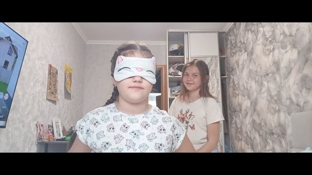 угадываем еду с закрытыми глазами