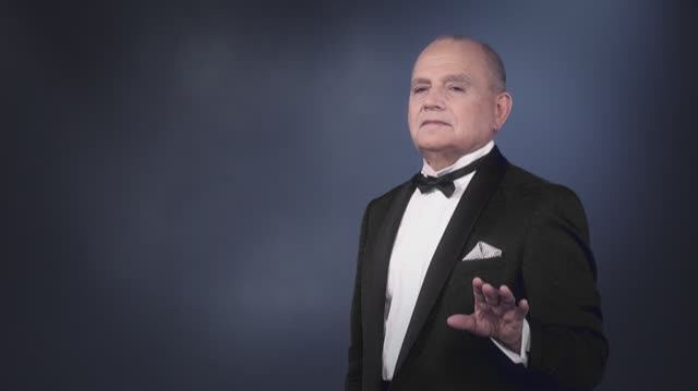 ГЕННАДИЙ КАМЕННЫЙ - ЛЮБИТЕ РОССИЮ - Видео выполнено Брянской ВГТРК смотреть онлайн