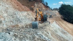 Excavator Cutting Rocky Mountain Road, Loading Dump Trucks ｜ Excavator Planet