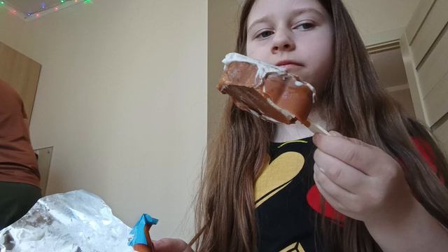 распаковка лапы 😺 смотреть онлайн