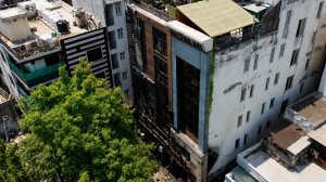 Число жертв пожара в гостинице в Нью-Дели достигло 21