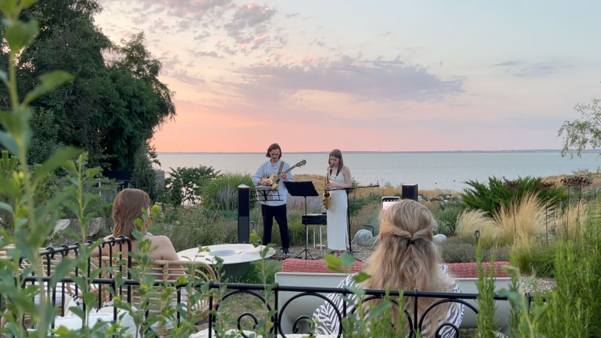 NIGHT AND DAY JAZZ DUO (promo video) смотреть онлайн