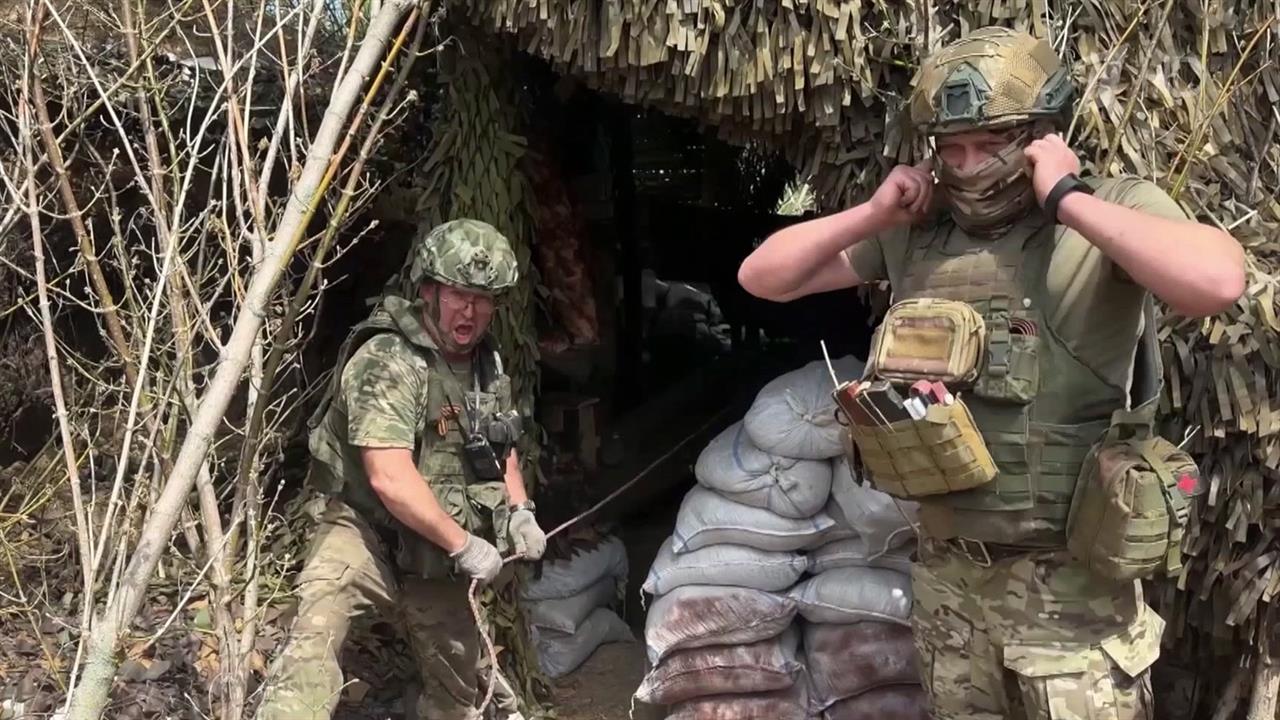 На Запорожском направлении нанесен удар по вражеским опорным пунктам. смотреть онлайн
